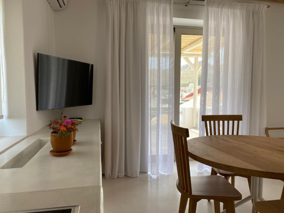 Laini Luxury Suites Pombia Exterior foto