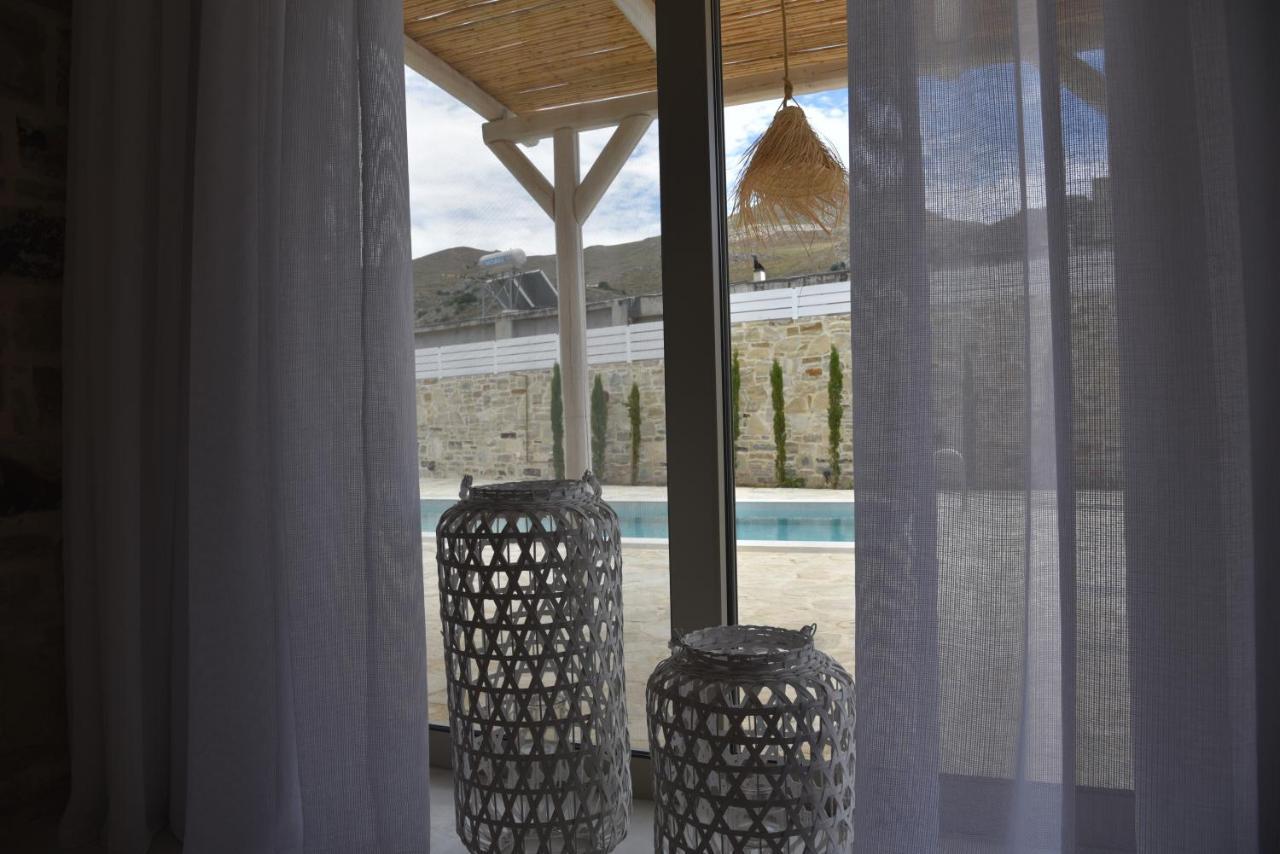 Laini Luxury Suites Pombia Exterior foto